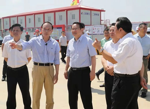 江西省省长易炼红莅临上；；；；Ｅ凡゛bg官网南昌项目建设现场调研